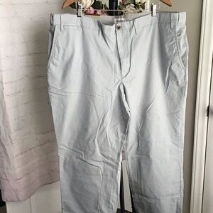 GOODFELLOW &Co Men's Classic Light Gray Chinos